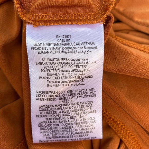 BCBGeneration Surplice V-neck Front Tie Bodysuit - Picture 7 of 8